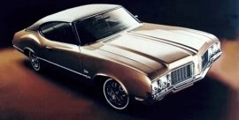 1970 Oldsmobile Cutlass Holiday Coupe