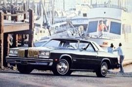 1977 Oldsmobile Cutlass Supreme Brougham
