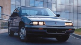1993 Pontiac Grand Prix LE 4-Door Euro-spec