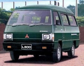 1984 Mitsubishi L300 Van