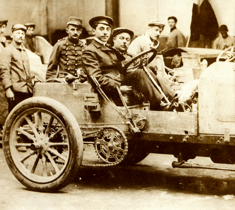 De Bron's 9.8 liter 45 hp De Dietrich before the start of the Paris-Madrid