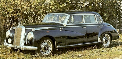 1954 Mercedes-Benz 300 Limousine