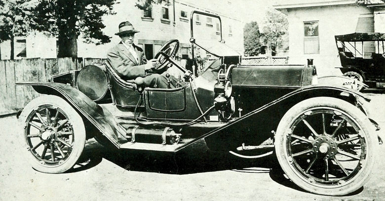 The 1911 Moon used a 30/35hp four cylinder Rutenber engine